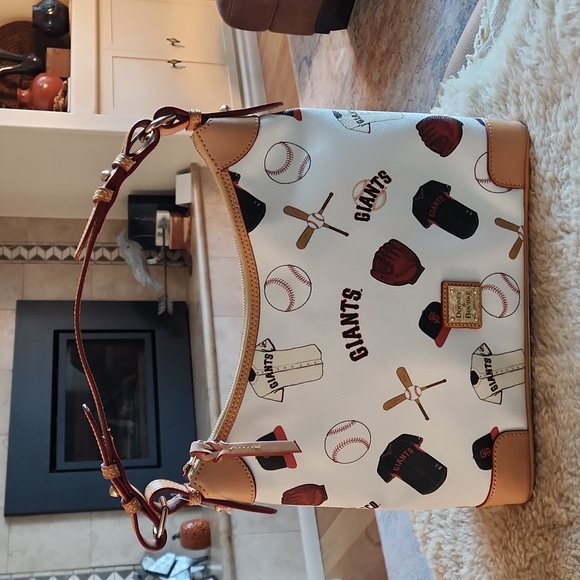 NWOT Dooney & Bourke  Baseball Hobo ⚾️ - Picture 1 of 12